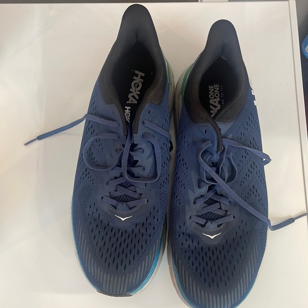Hoka One One size 13 2E (wide width)